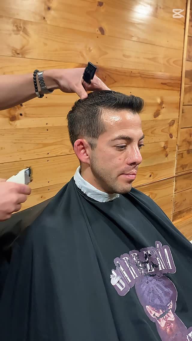 Cliente con el corte terminado